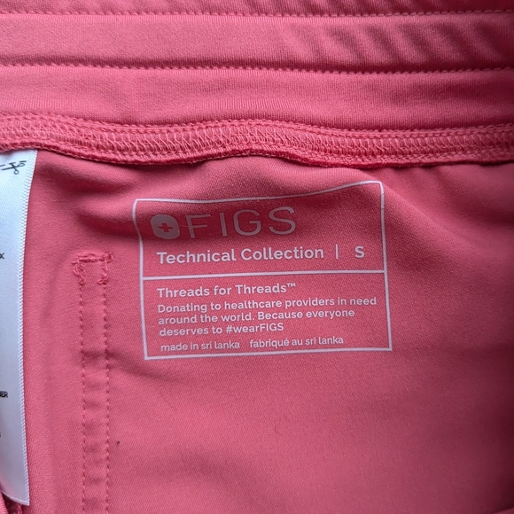 New Figs Livingston scrub pants desert rose - Picture 7 of 15